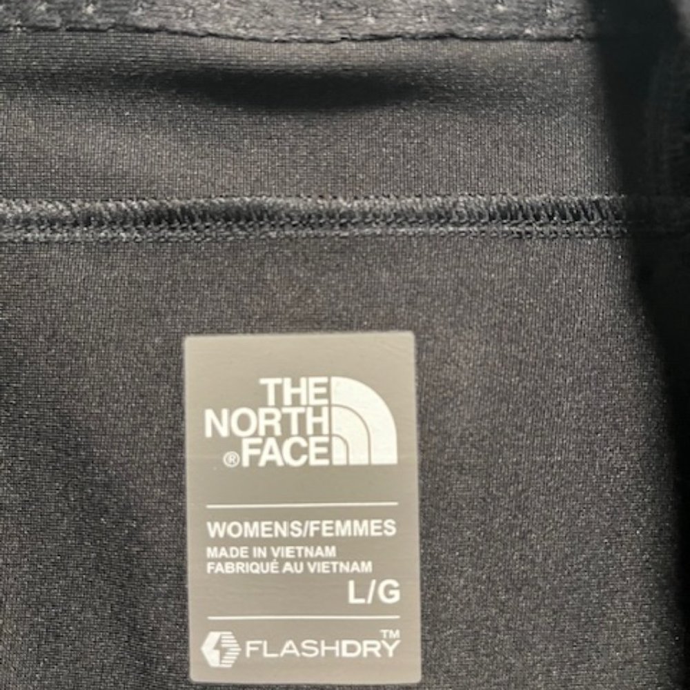 North Face Women's Flashdry Jacket - image 3